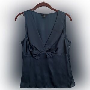 Banana Republic Women’s Sleeveless Top Navy Satin Size 4